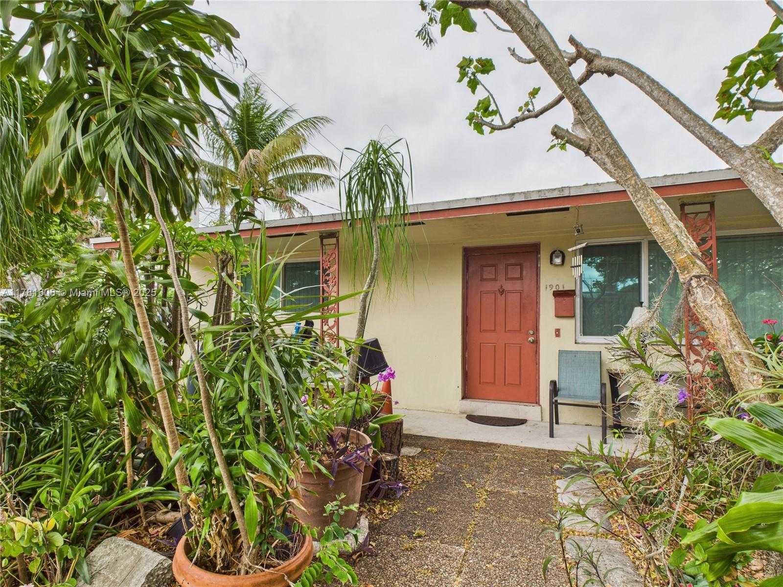 Small Image of 1901 SOUTH WEST 11TH ST, Fort Lauderdale Number 7