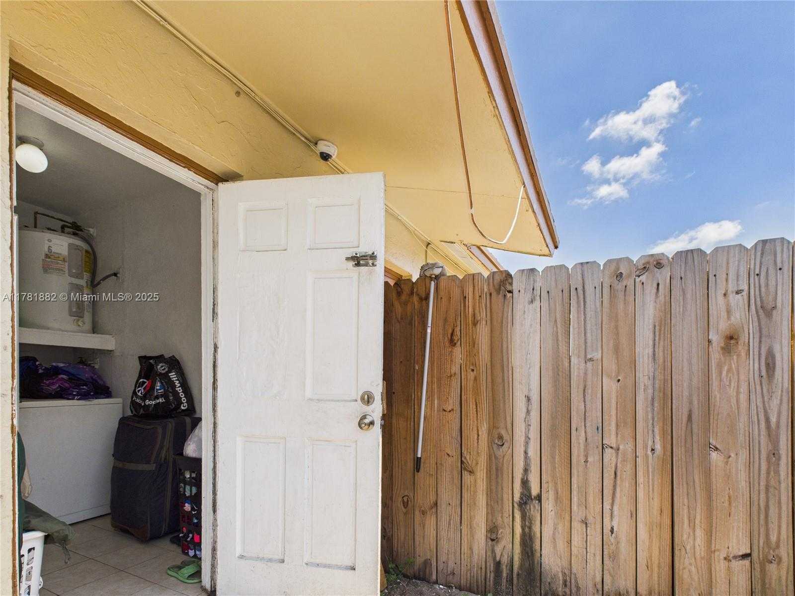 Small Image of 3000 NORTH WEST 13TH ST, Fort Lauderdale Number 6