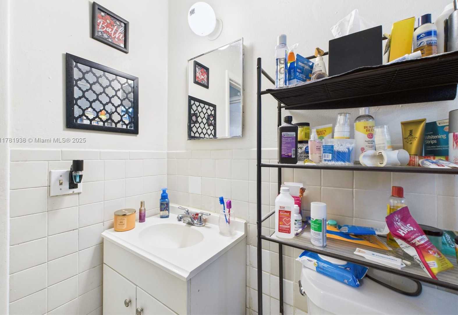 Small Image of 2707 NORTH WEST 13TH ST, Fort Lauderdale Number 13