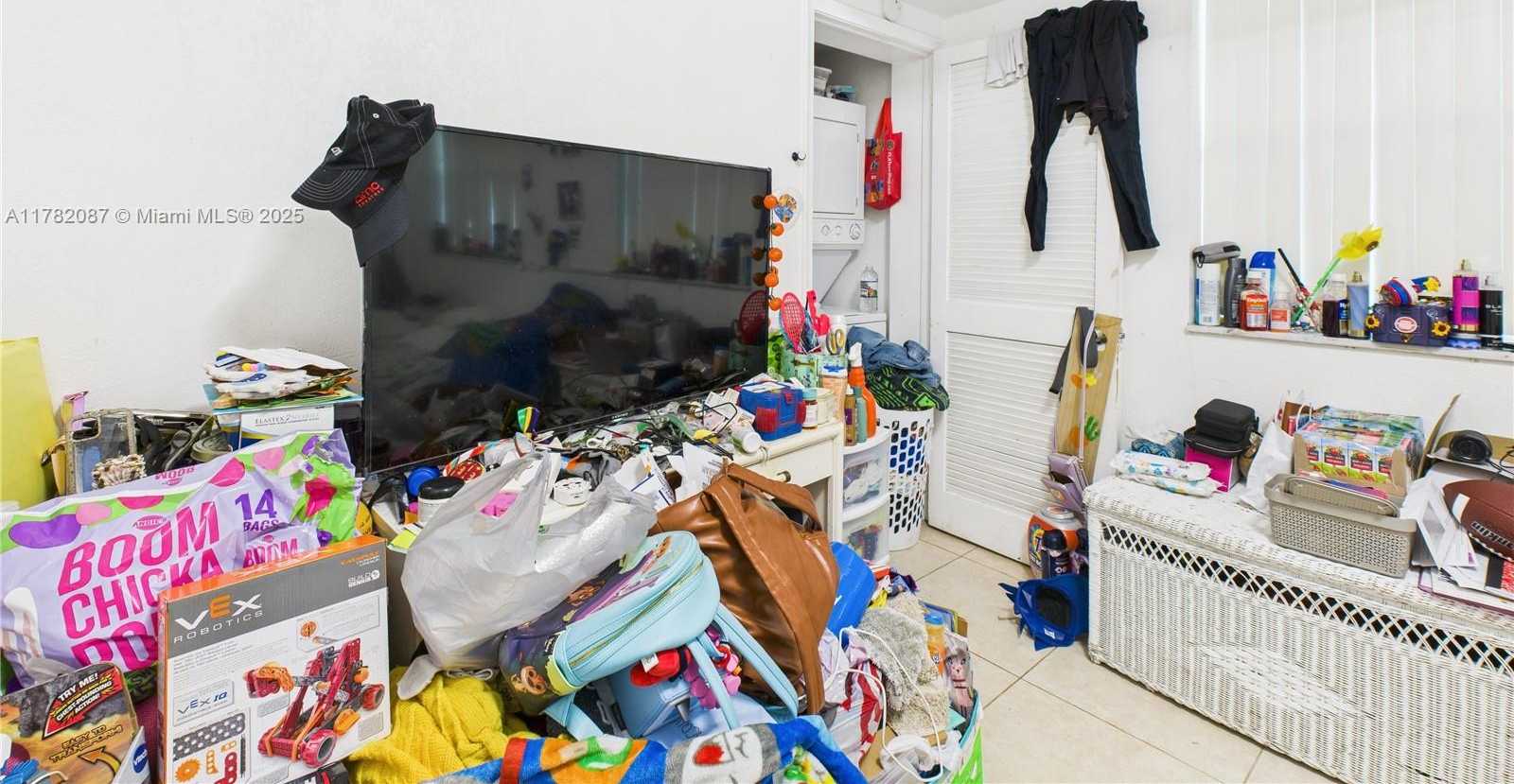 Small Image of 1713 SOUTH WEST 11TH CT, Fort Lauderdale Number 14