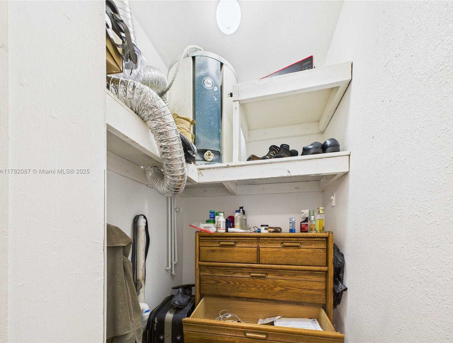 Small Image of 1713 SOUTH WEST 11TH CT, Fort Lauderdale Number 27
