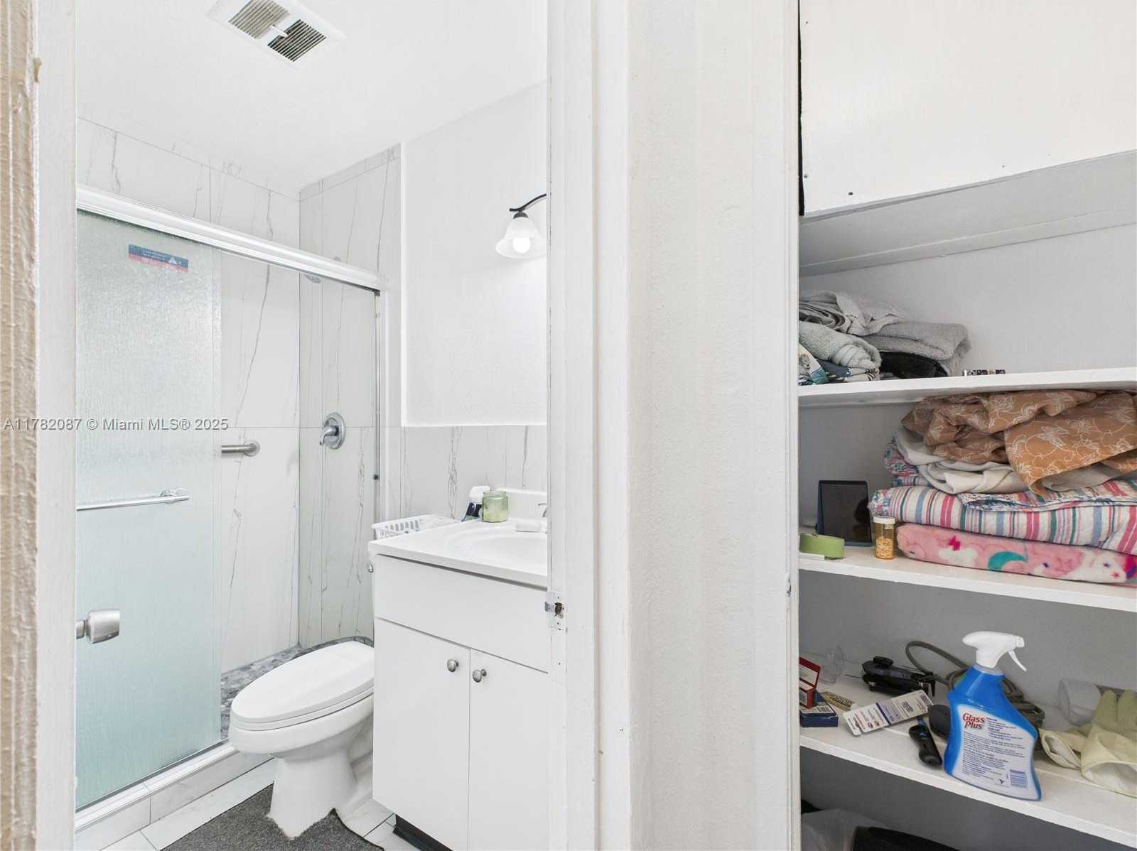 Small Image of 1713 SOUTH WEST 11TH CT, Fort Lauderdale Number 32