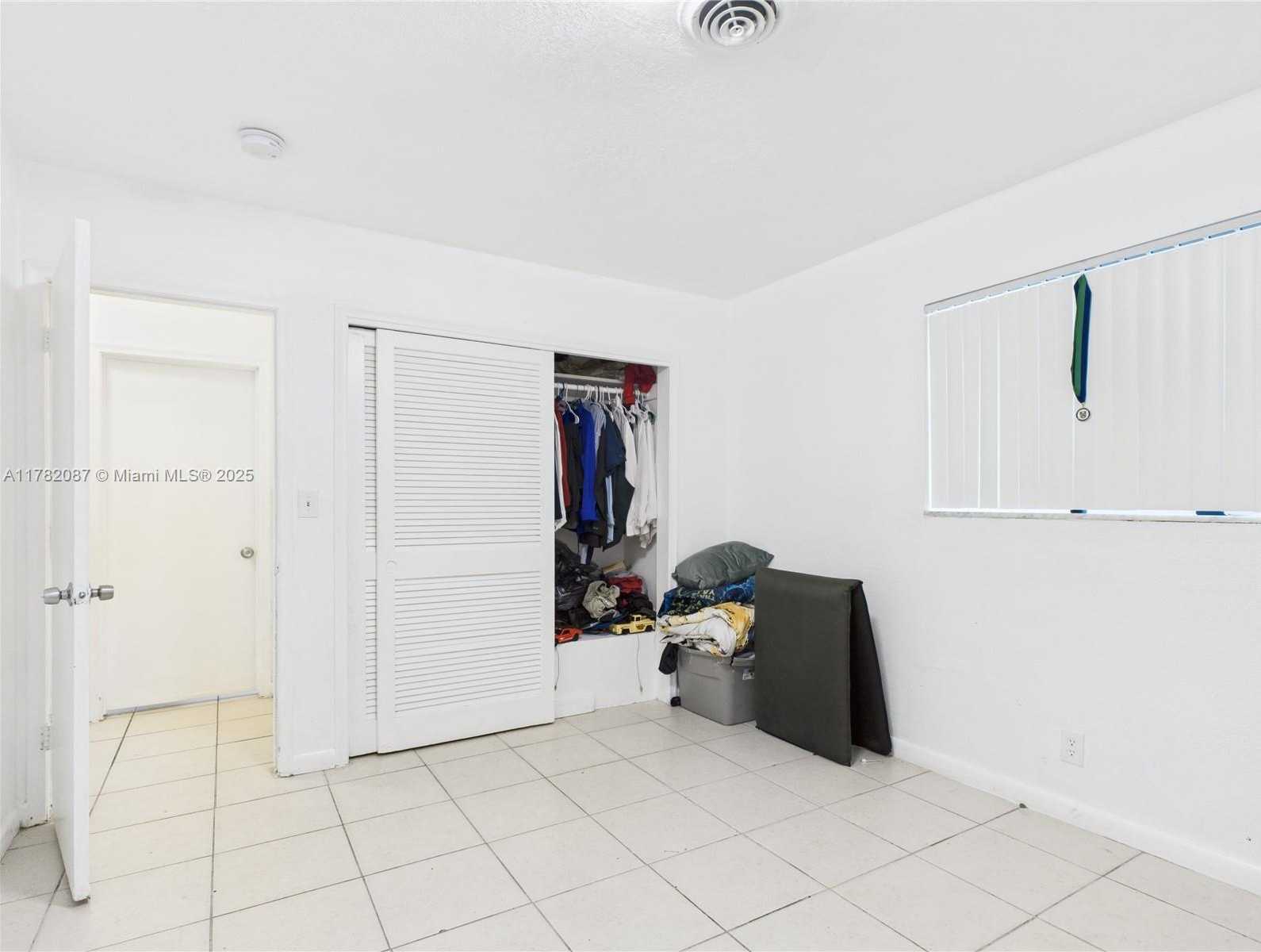 Small Image of 1713 SOUTH WEST 11TH CT, Fort Lauderdale Number 35