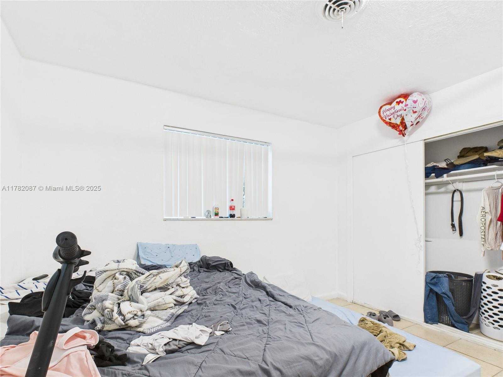 Small Image of 1713 SOUTH WEST 11TH CT, Fort Lauderdale Number 37