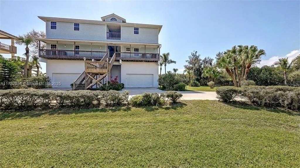 Small Image of 2424 BAY DRIVE #8, Other City - In The State Of Florida Number 5