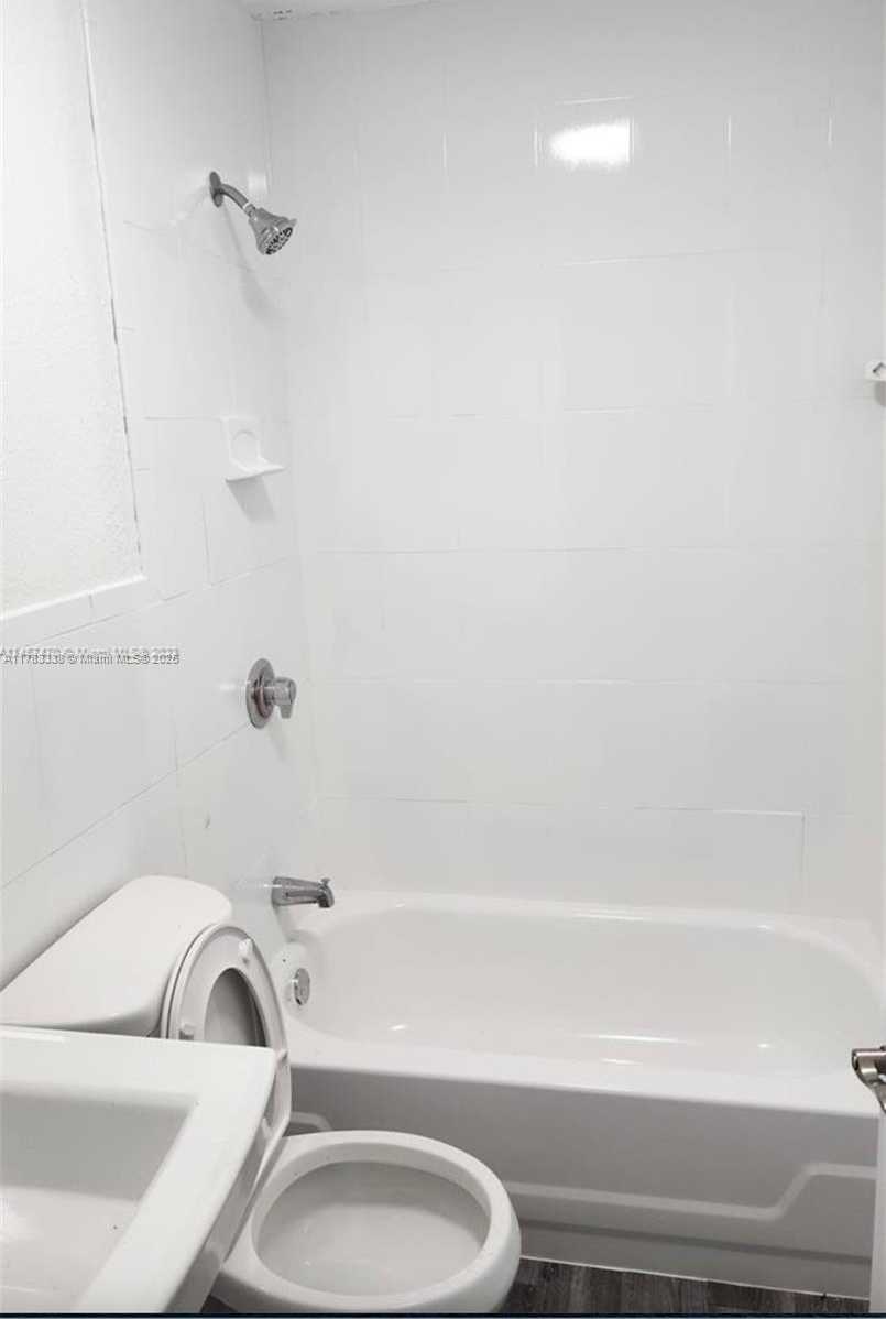 Small Image of 580 NORTH WEST 58TH ST #2, Miami Number 9