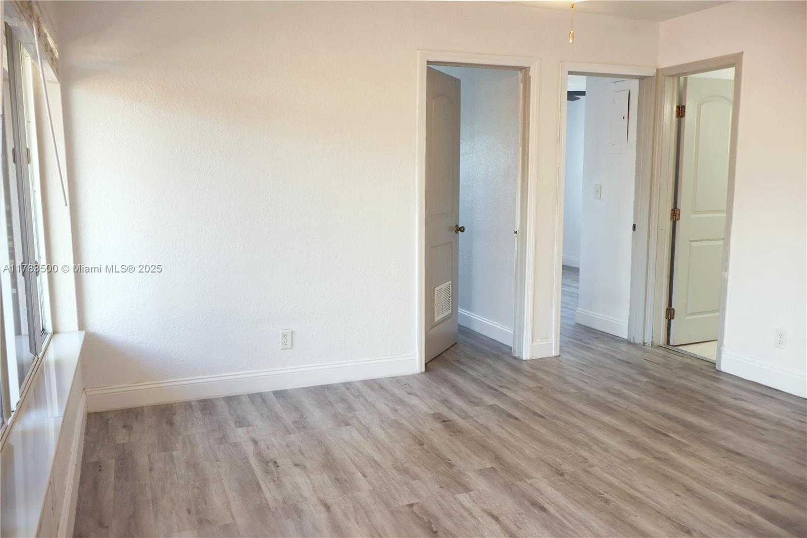 Small Image of 715 NORTH WEST 5TH AVE, Pompano Beach Number 21