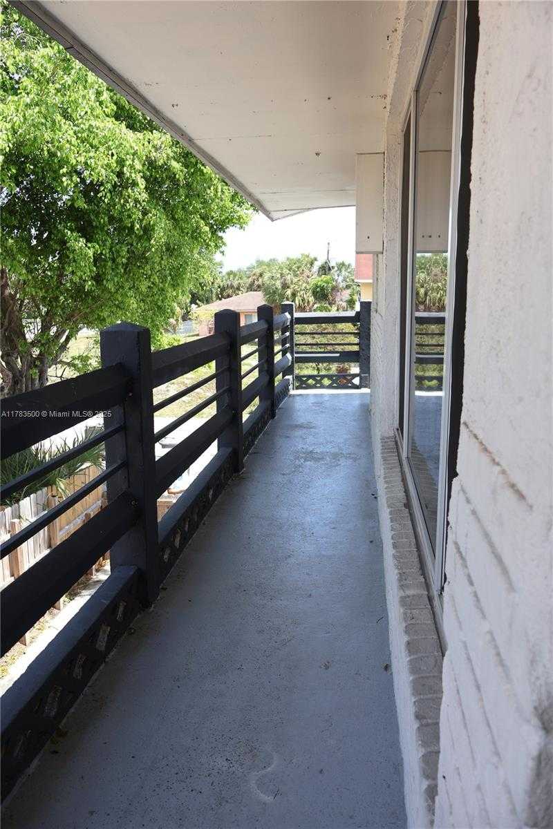 Small Image of 715 NORTH WEST 5TH AVE, Pompano Beach Number 4