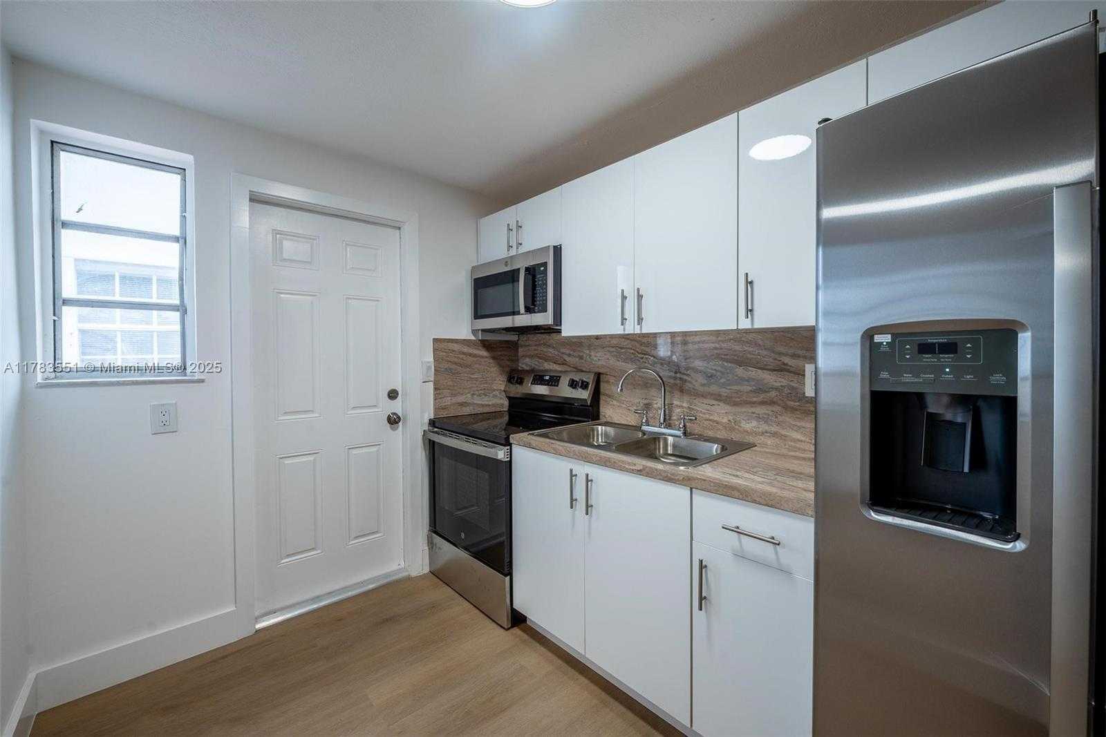 Small Image of 820 86TH ST, Miami Beach Number 19
