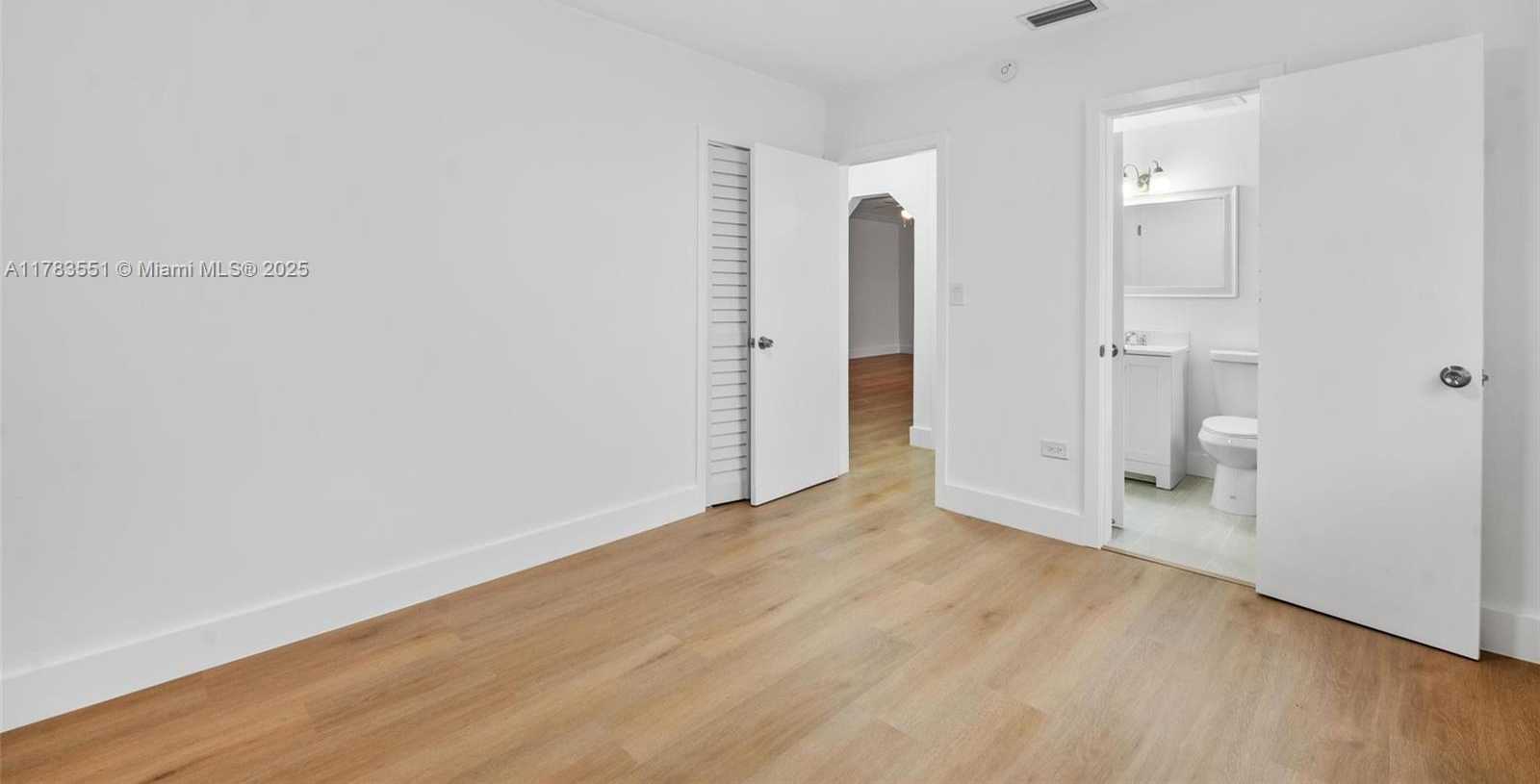 Small Image of 820 86TH ST, Miami Beach Number 20