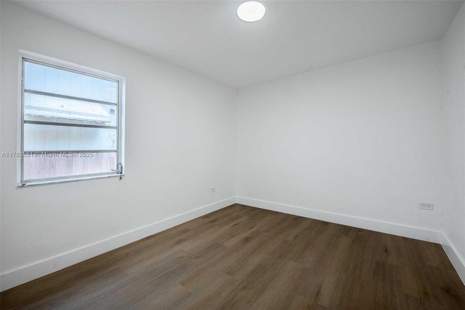 Small Image of 820 86TH ST, Miami Beach Number 26