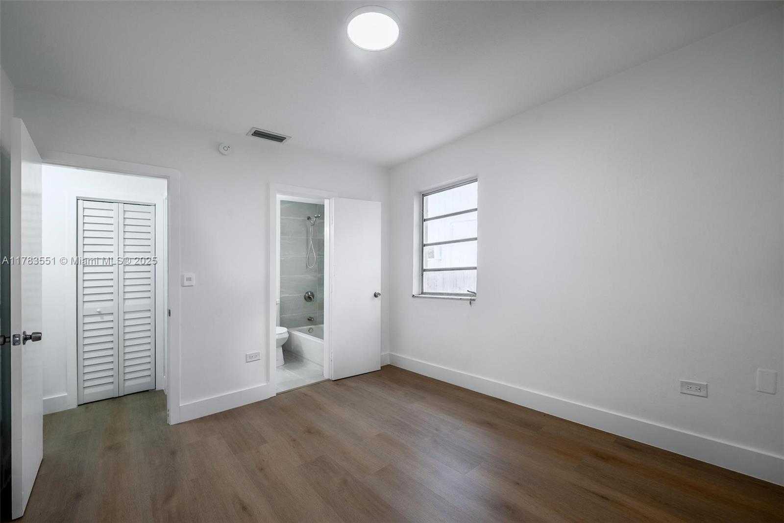 Small Image of 820 86TH ST, Miami Beach Number 29