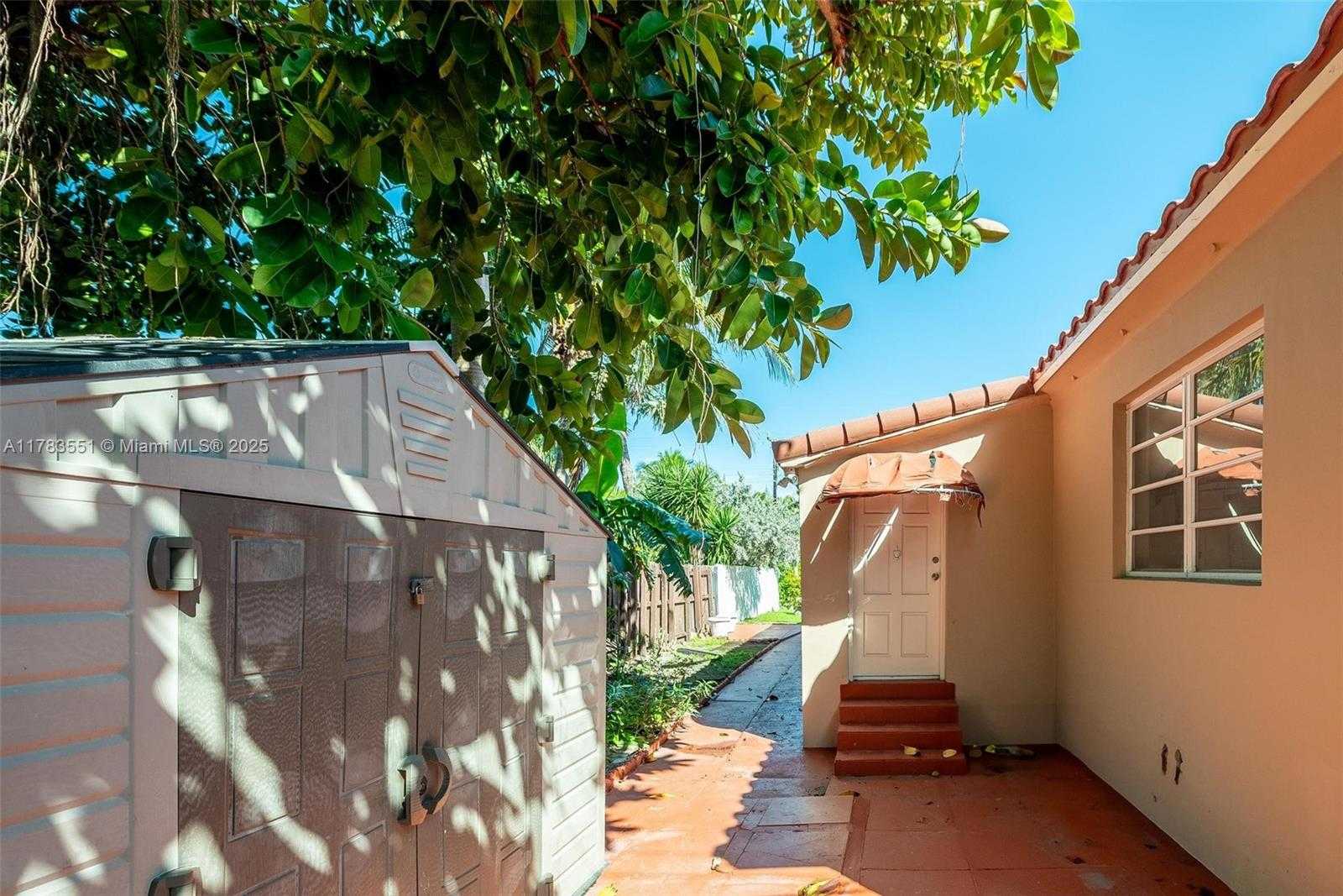 Small Image of 820 86TH ST, Miami Beach Number 33