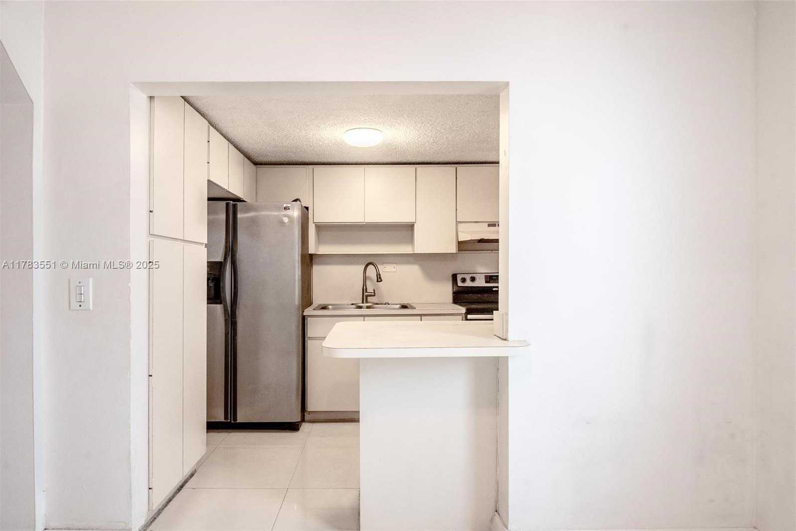 Small Image of 820 86TH ST, Miami Beach Number 45