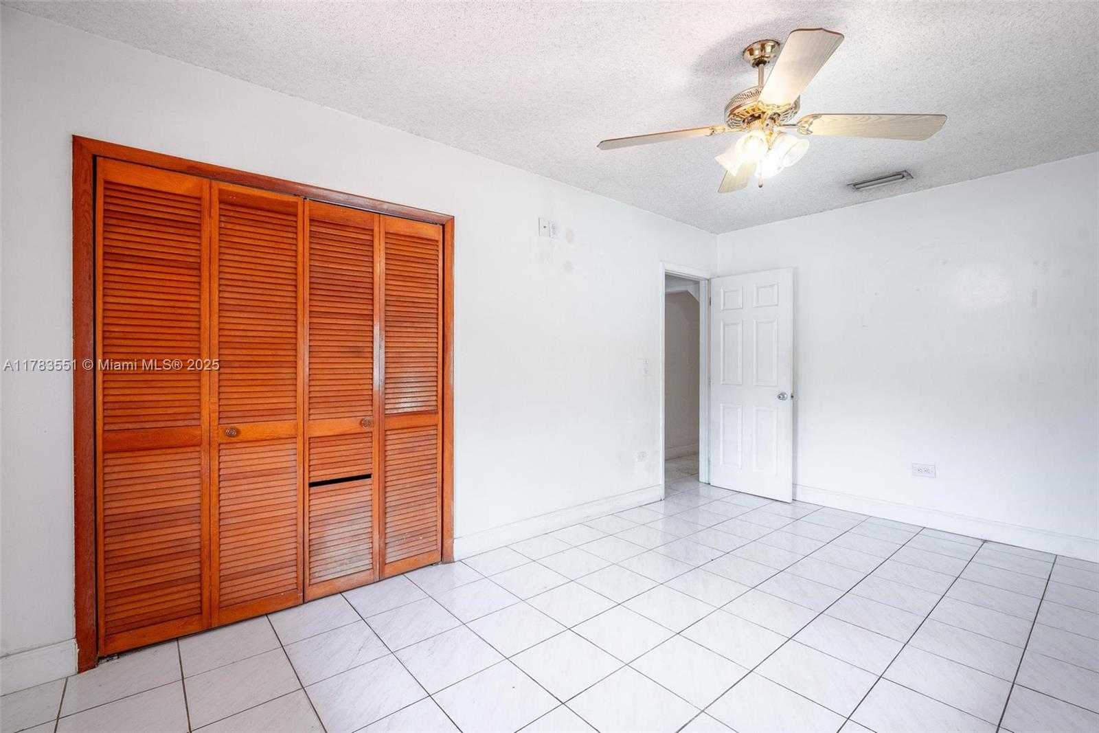 Small Image of 820 86TH ST, Miami Beach Number 50