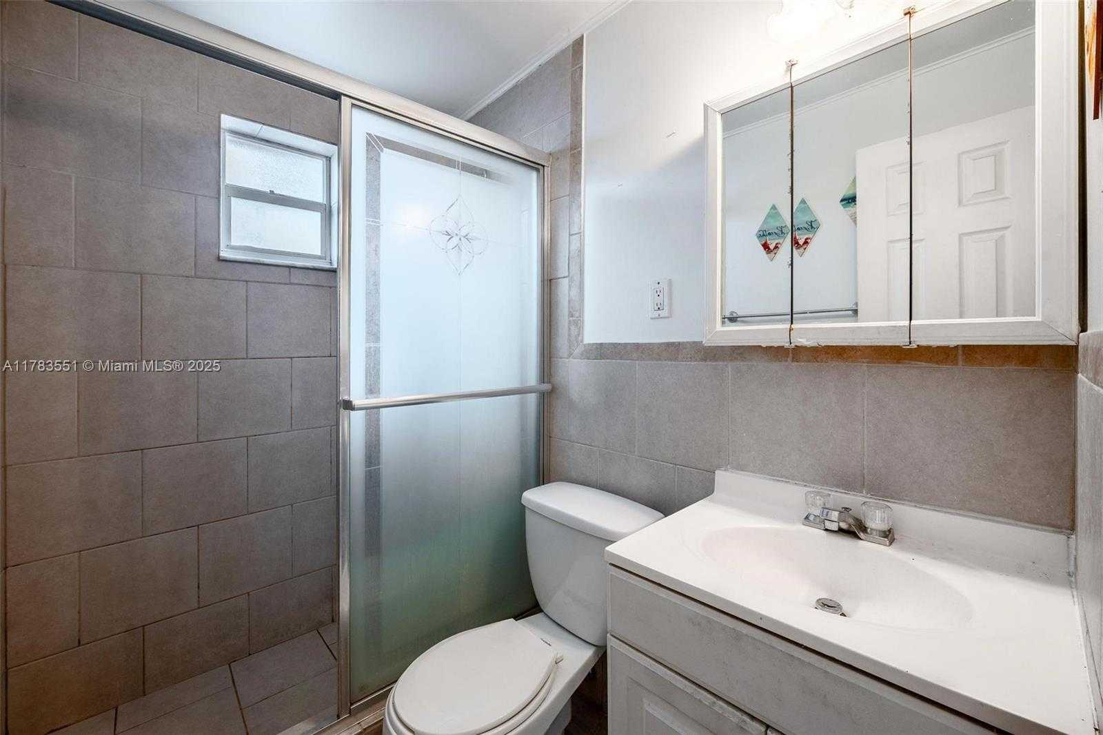 Small Image of 820 86TH ST, Miami Beach Number 53