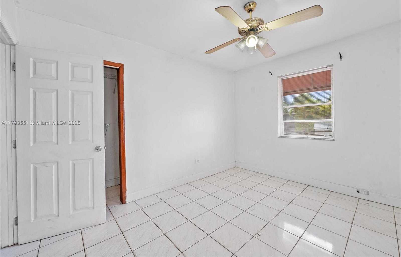 Small Image of 820 86TH ST, Miami Beach Number 55