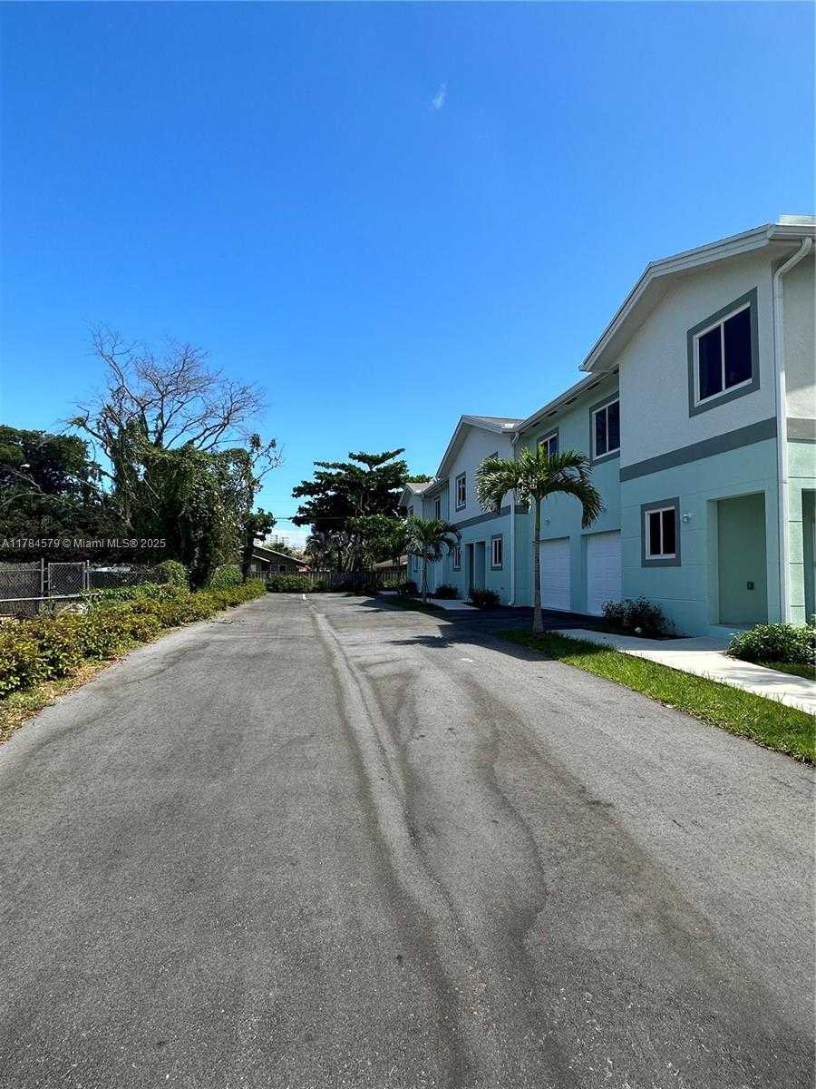 Small Image of 728 NORTH WEST 2ND AVE, Fort Lauderdale Number 12