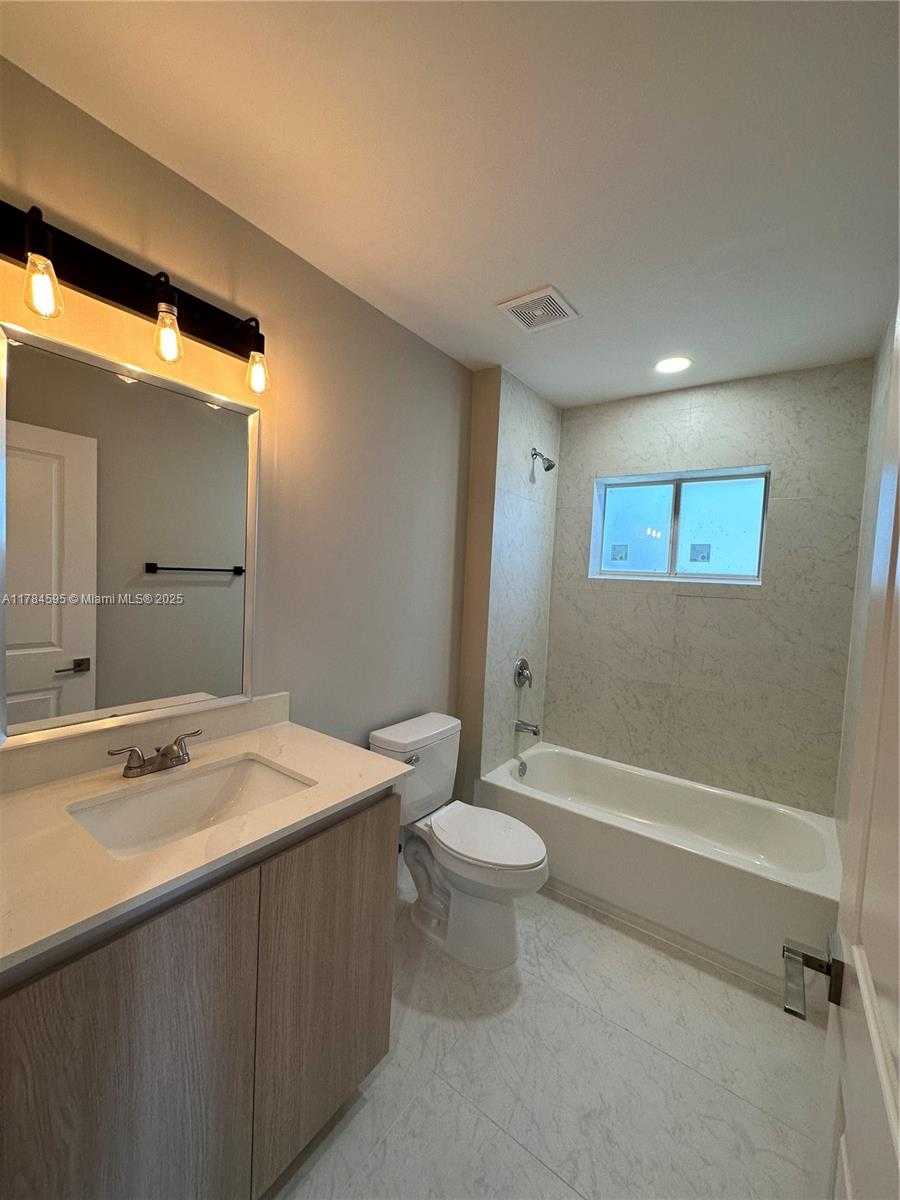Small Image of 732 NORTH WEST 2ND AVE, Fort Lauderdale Number 12