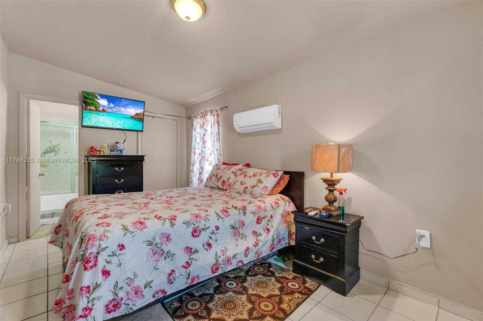 Small Image of 1006 NORTH WEST 112TH TER #2, Miami Number 12