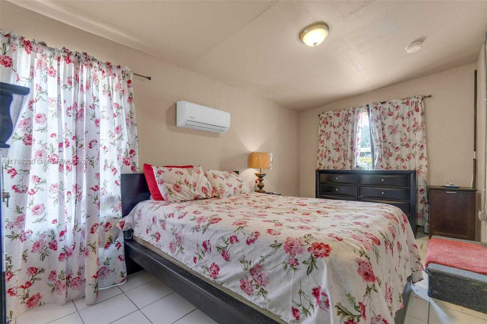 Small Image of 1006 NORTH WEST 112TH TER #2, Miami Number 13