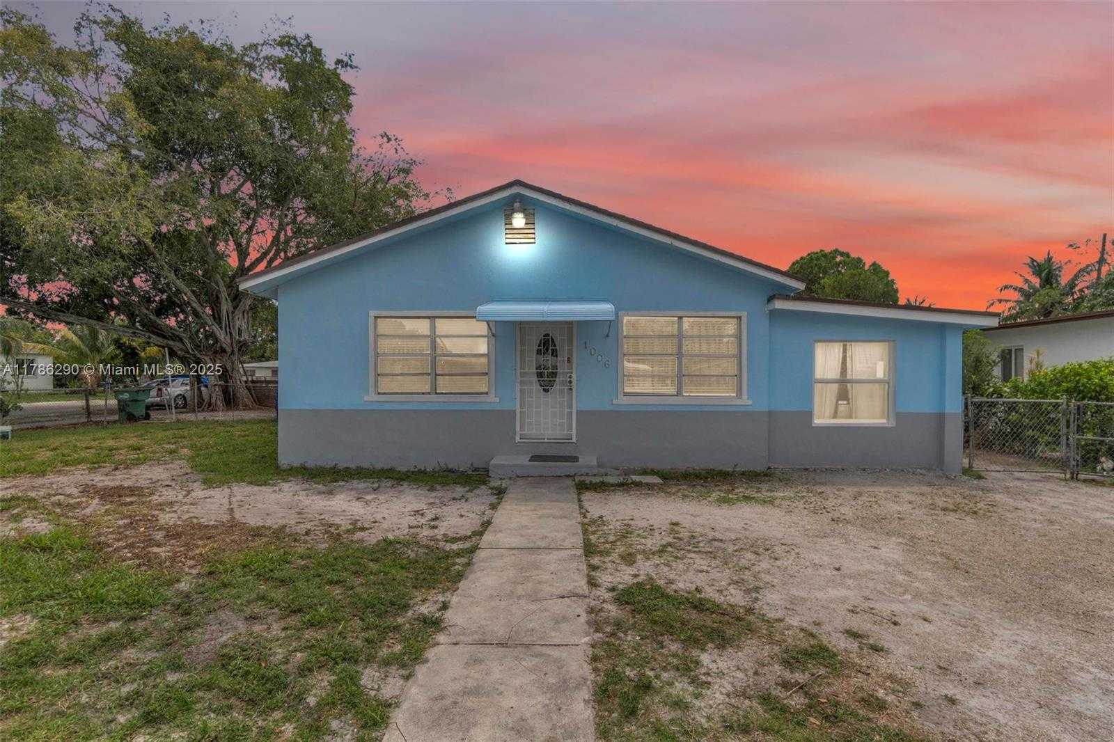 Small Image of 1006 NORTH WEST 112TH TER #2, Miami Number 2