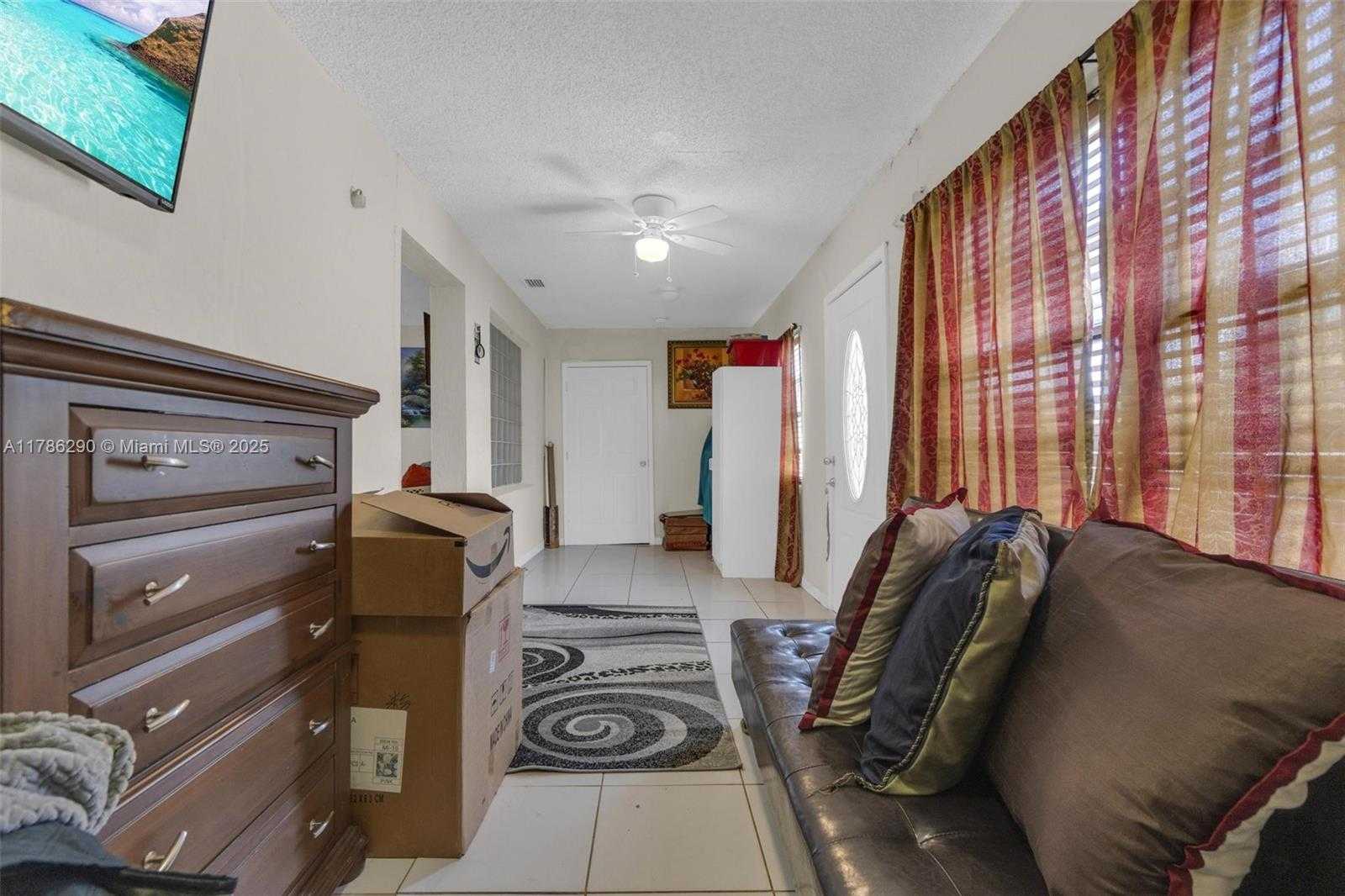 Small Image of 1006 NORTH WEST 112TH TER #2, Miami Number 20