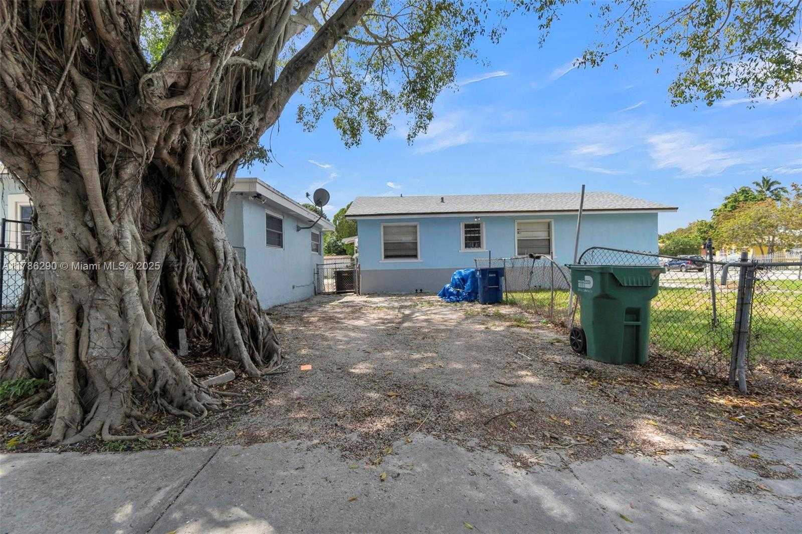 Small Image of 1006 NORTH WEST 112TH TER #2, Miami Number 26