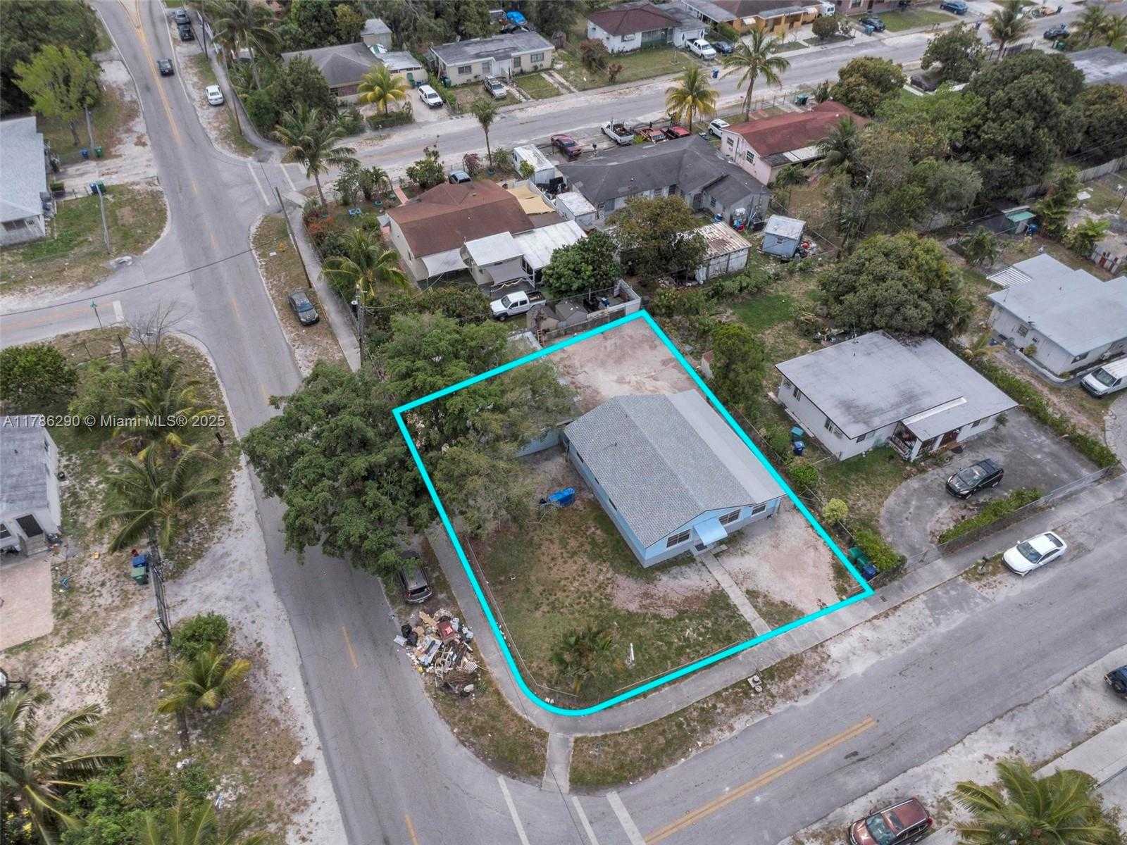 Small Image of 1006 NORTH WEST 112TH TER #2, Miami Number 28