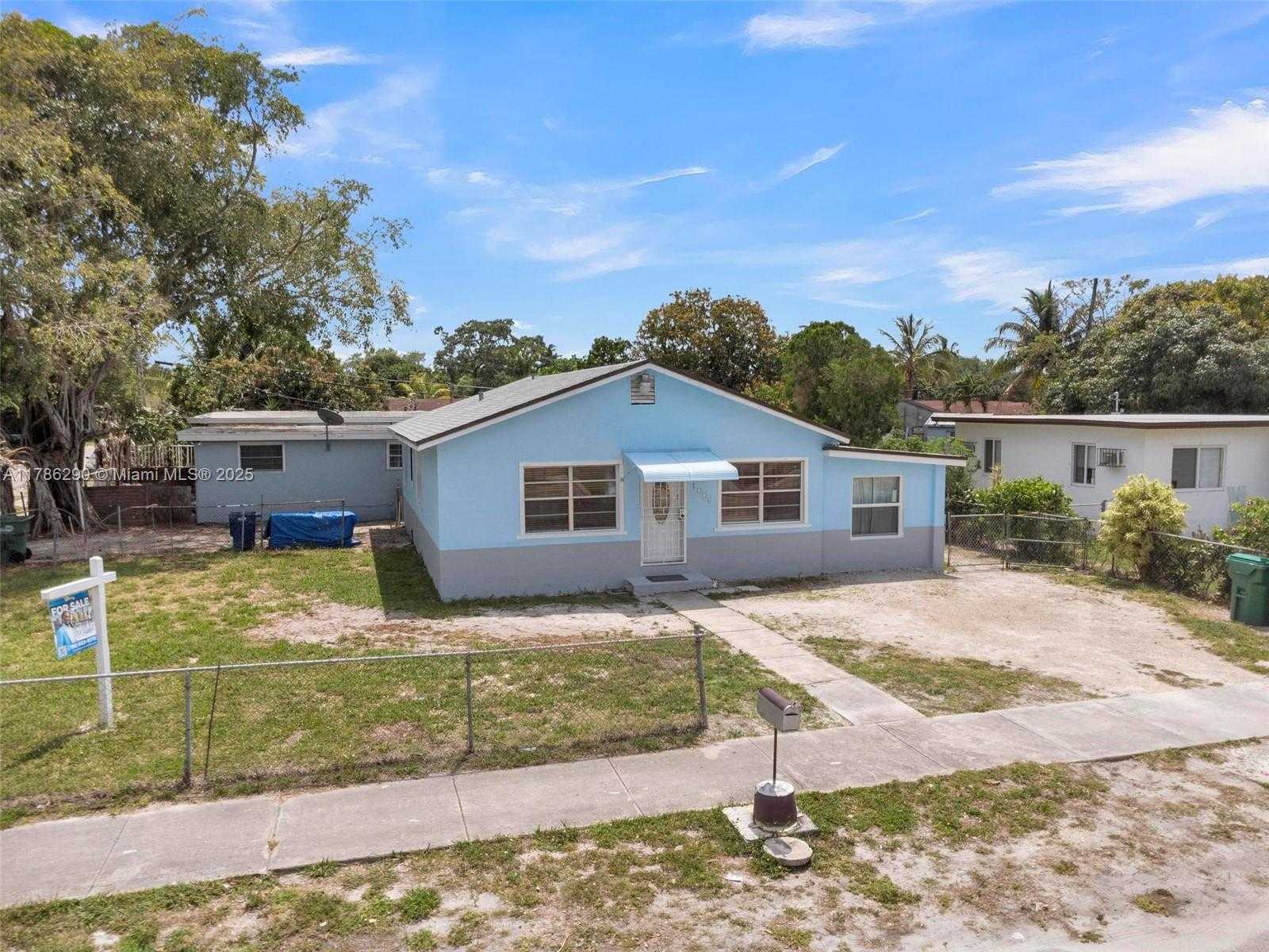 Small Image of 1006 NORTH WEST 112TH TER #2, Miami Number 4