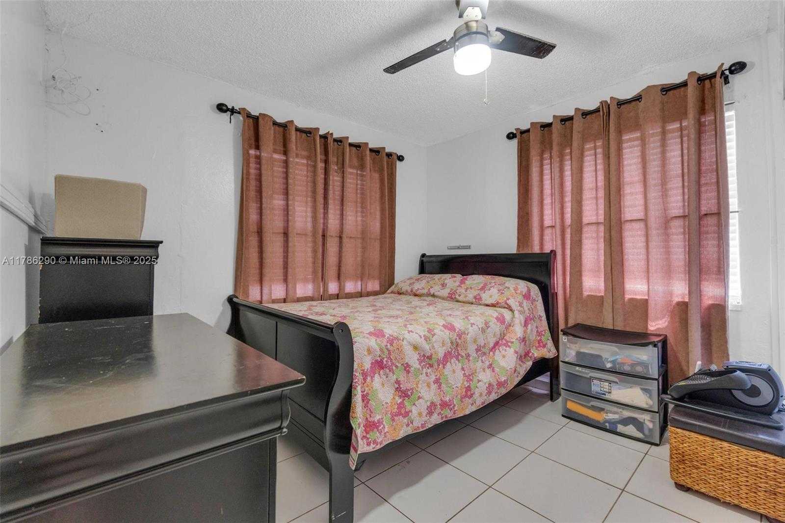 Small Image of 1006 NORTH WEST 112TH TER #2, Miami Number 9