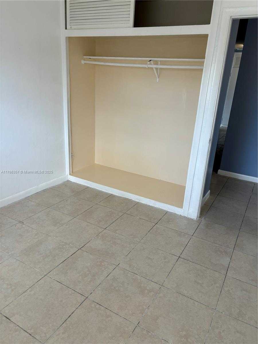Small Image of 1035 NORTH WEST 8TH AVE, Fort Lauderdale Number 15