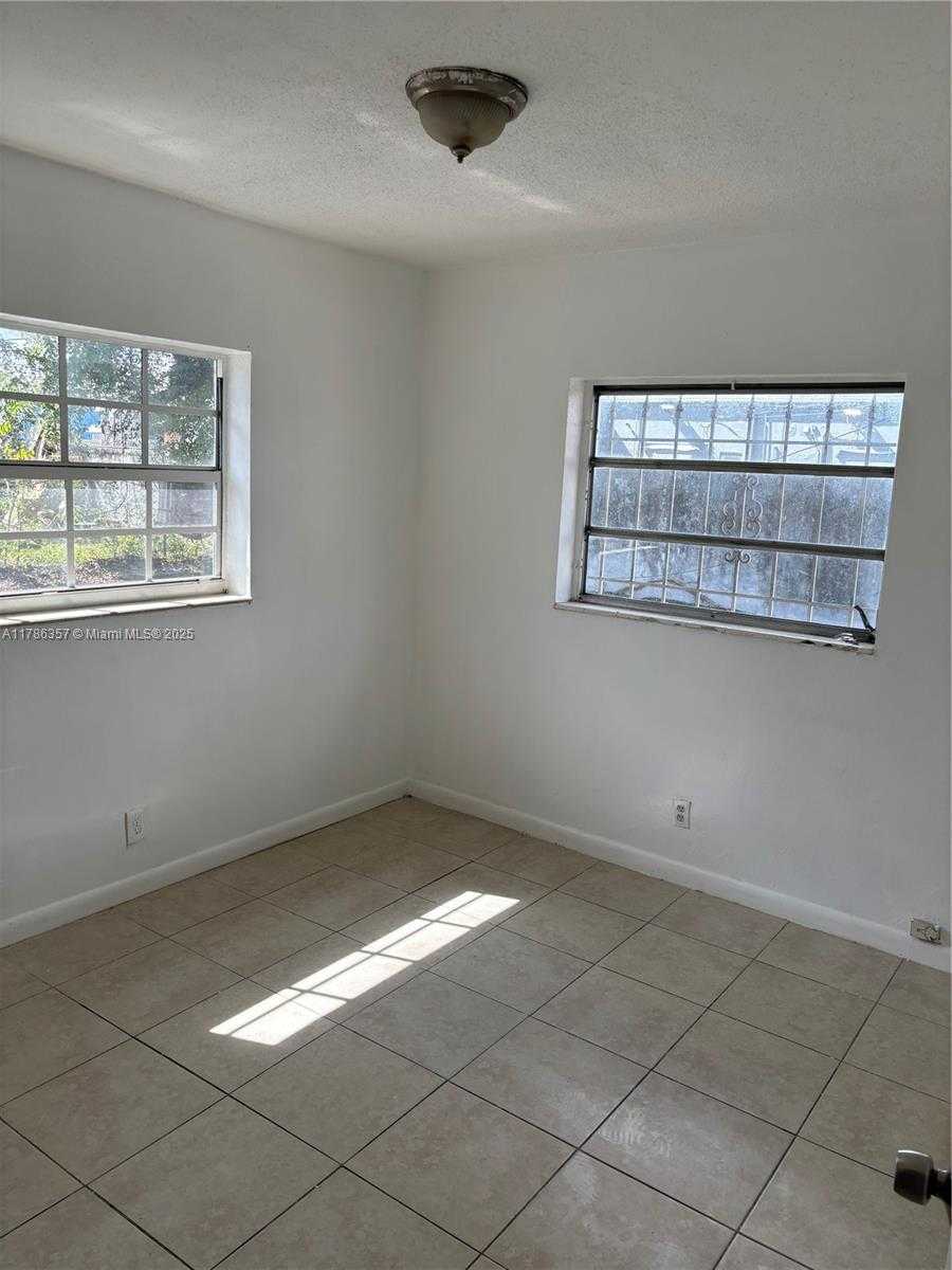 Small Image of 1035 NORTH WEST 8TH AVE, Fort Lauderdale Number 17