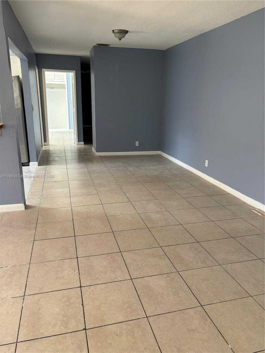 Small Image of 1035 NORTH WEST 8TH AVE, Fort Lauderdale Number 4