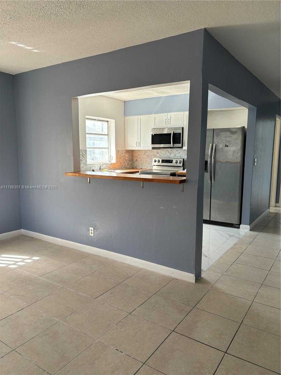 Small Image of 1035 NORTH WEST 8TH AVE, Fort Lauderdale Number 5