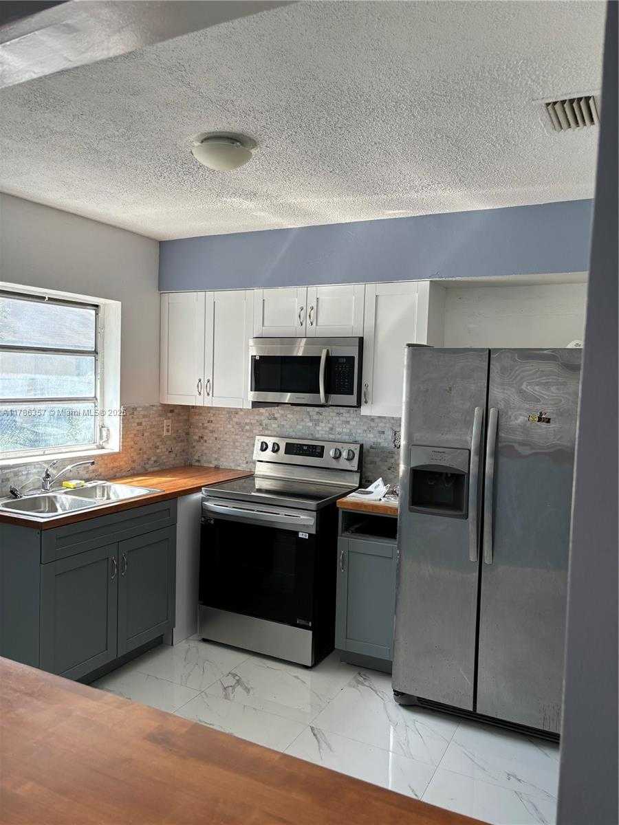 Small Image of 1035 NORTH WEST 8TH AVE, Fort Lauderdale Number 6