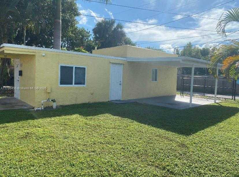 Small Image of 618 30TH ST #3, West Palm Beach Number 2