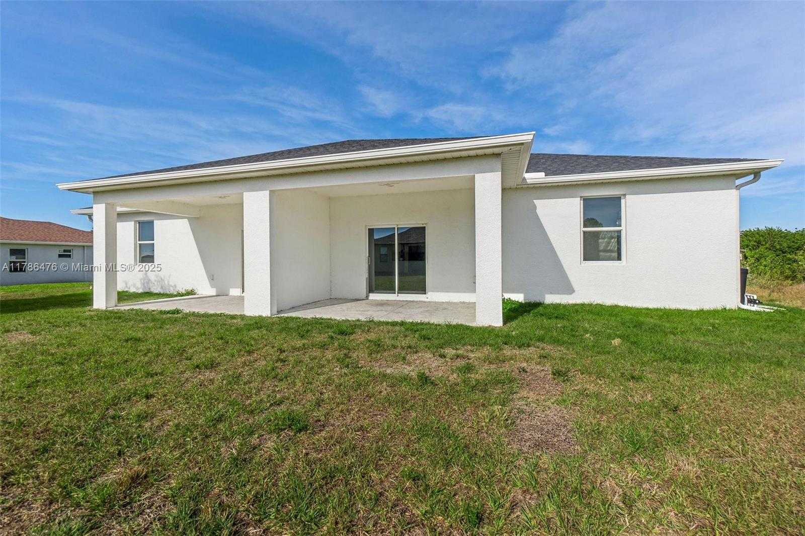 Small Image of 2516 PARK RD, Lehigh Acres Number 2