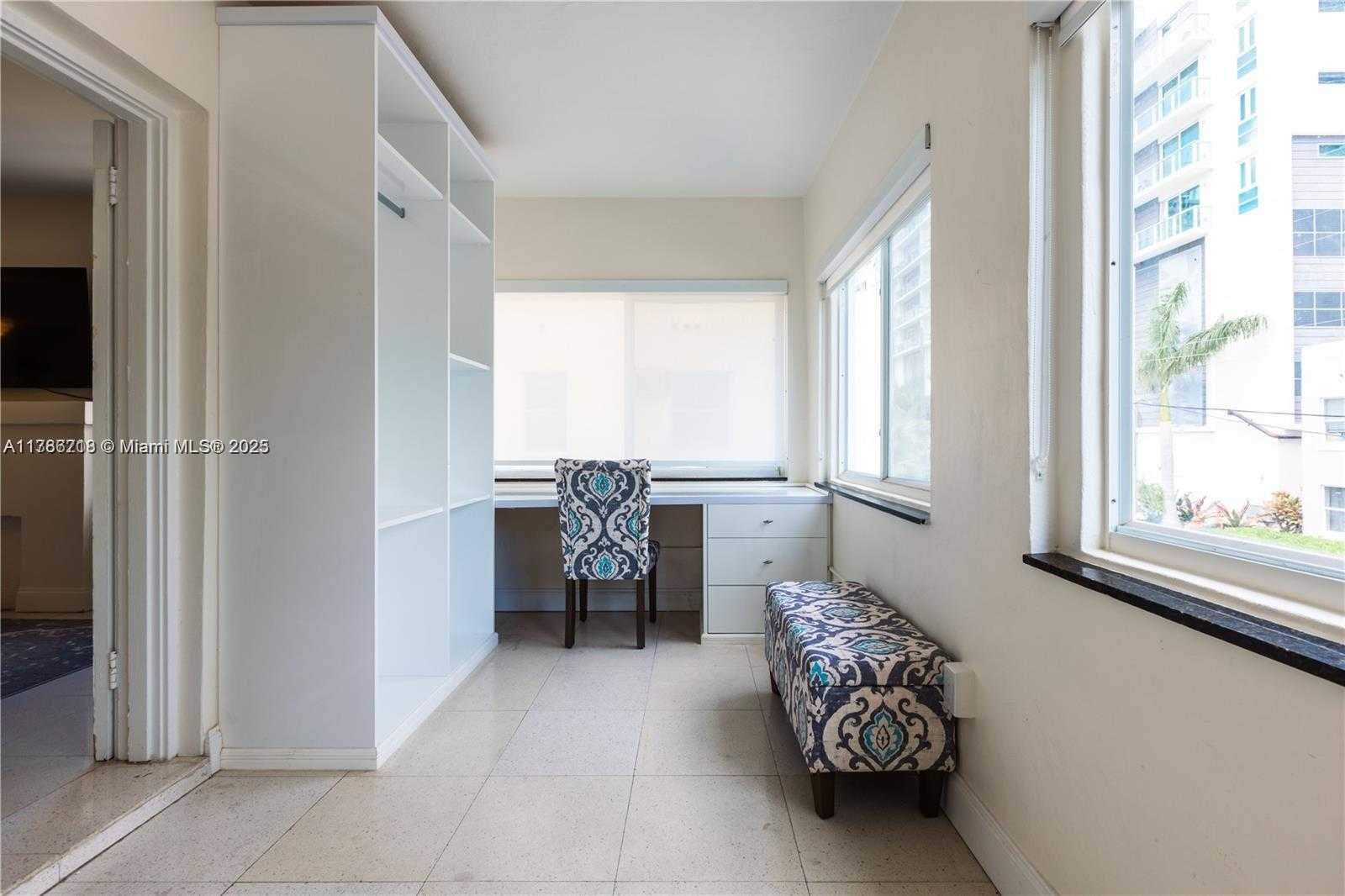 Small Image of 426 NORTH EAST 26TH ST, Miami Number 12