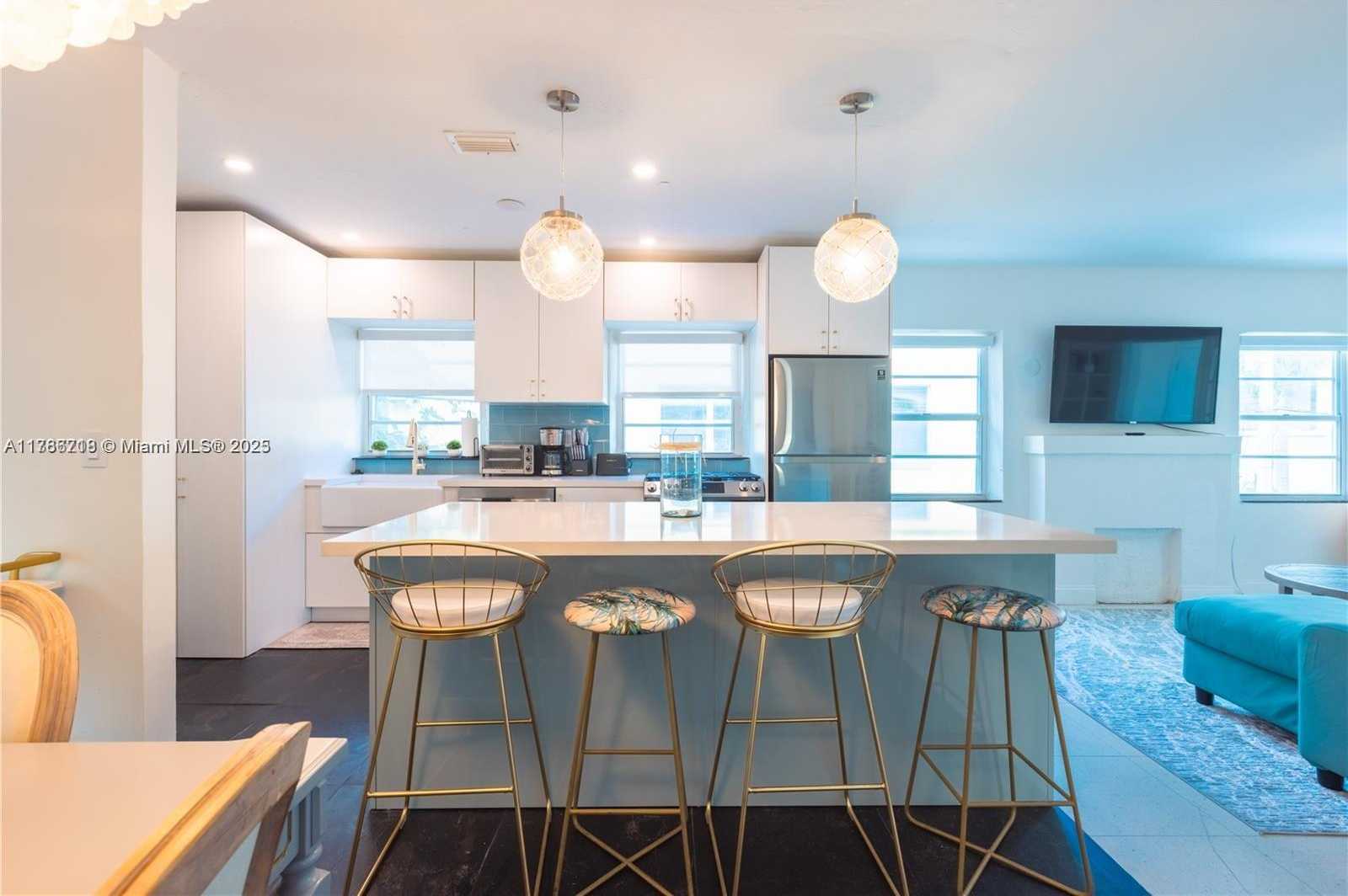 Small Image of 426 NORTH EAST 26TH ST, Miami Number 23