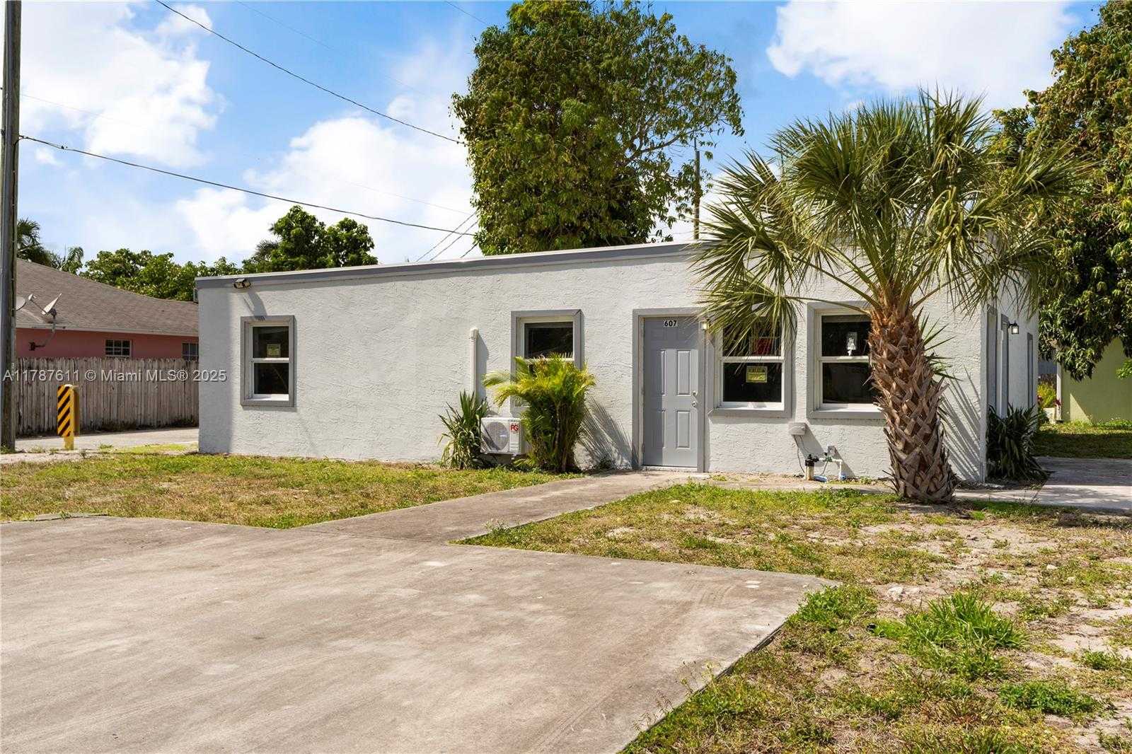 Small Image of 607 SOUTH WEST 3RD ST #2, Delray Beach Number 16