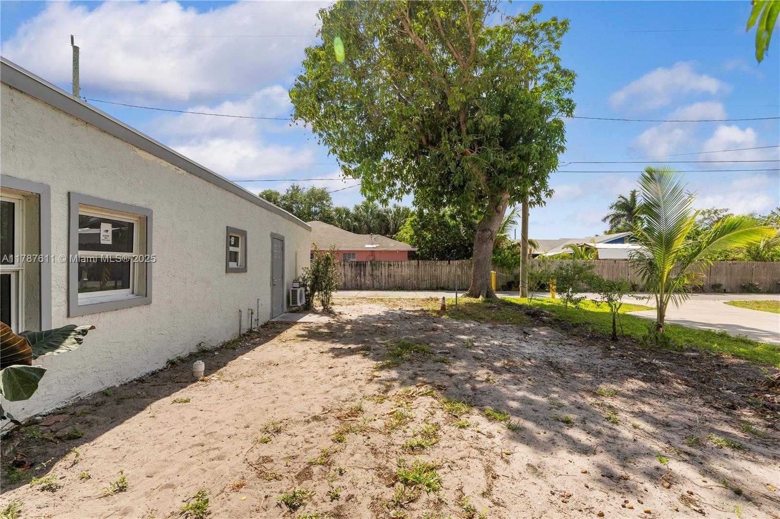 Small Image of 607 SOUTH WEST 3RD ST #2, Delray Beach Number 21