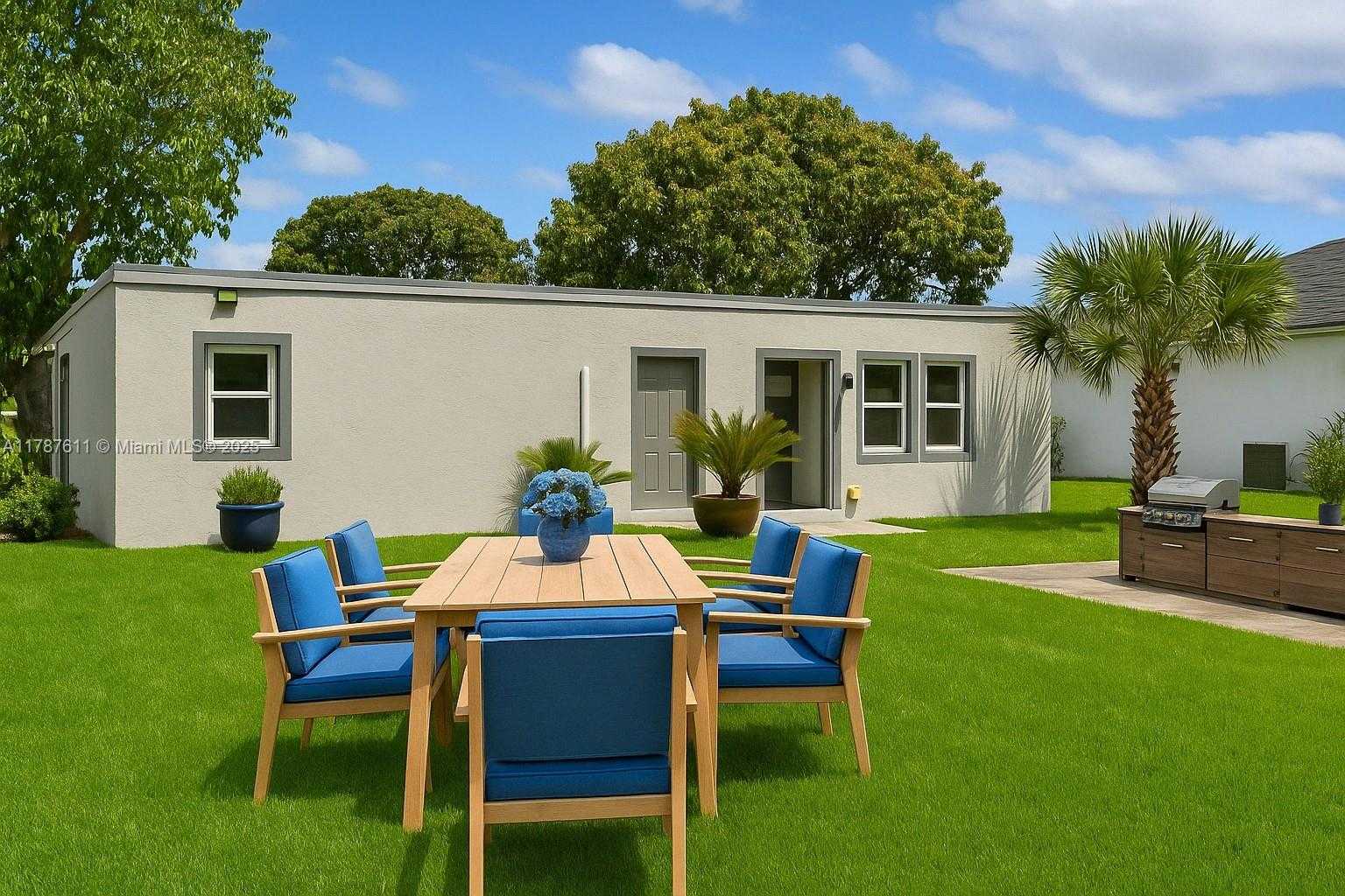 Small Image of 607 SOUTH WEST 3RD ST #2, Delray Beach Number 3