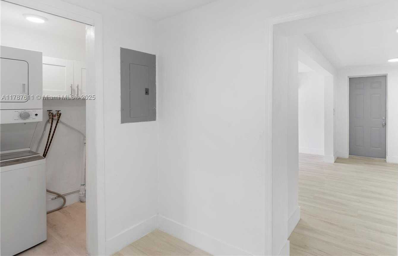 Small Image of 607 SOUTH WEST 3RD ST #2, Delray Beach Number 49