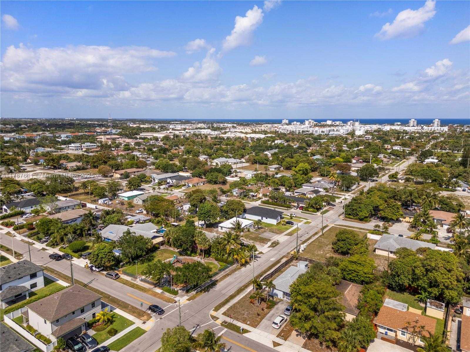 Small Image of 607 SOUTH WEST 3RD ST #2, Delray Beach Number 61