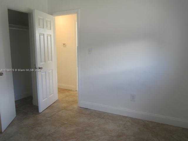 Small Image of Pompano Beach Number 21