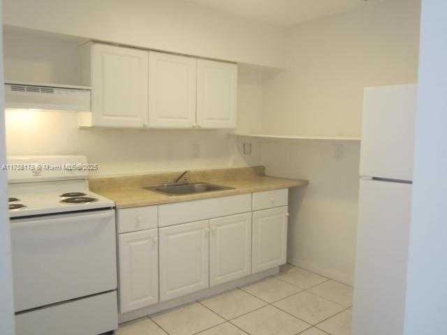 Small Image of Pompano Beach Number 38