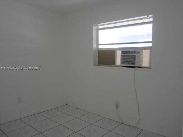 Small Image of Pompano Beach Number 41