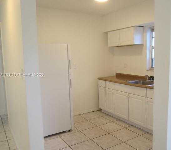 Small Image of Pompano Beach Number 48