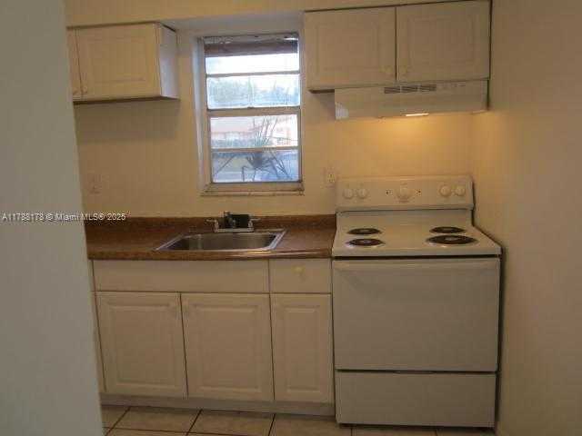 Small Image of Pompano Beach Number 50